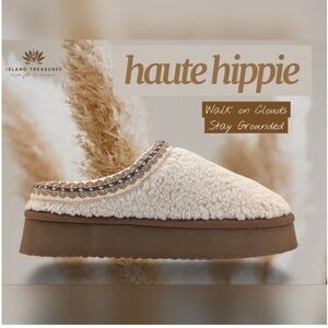 Like New! Haute Hippie Memory Foam Clogs